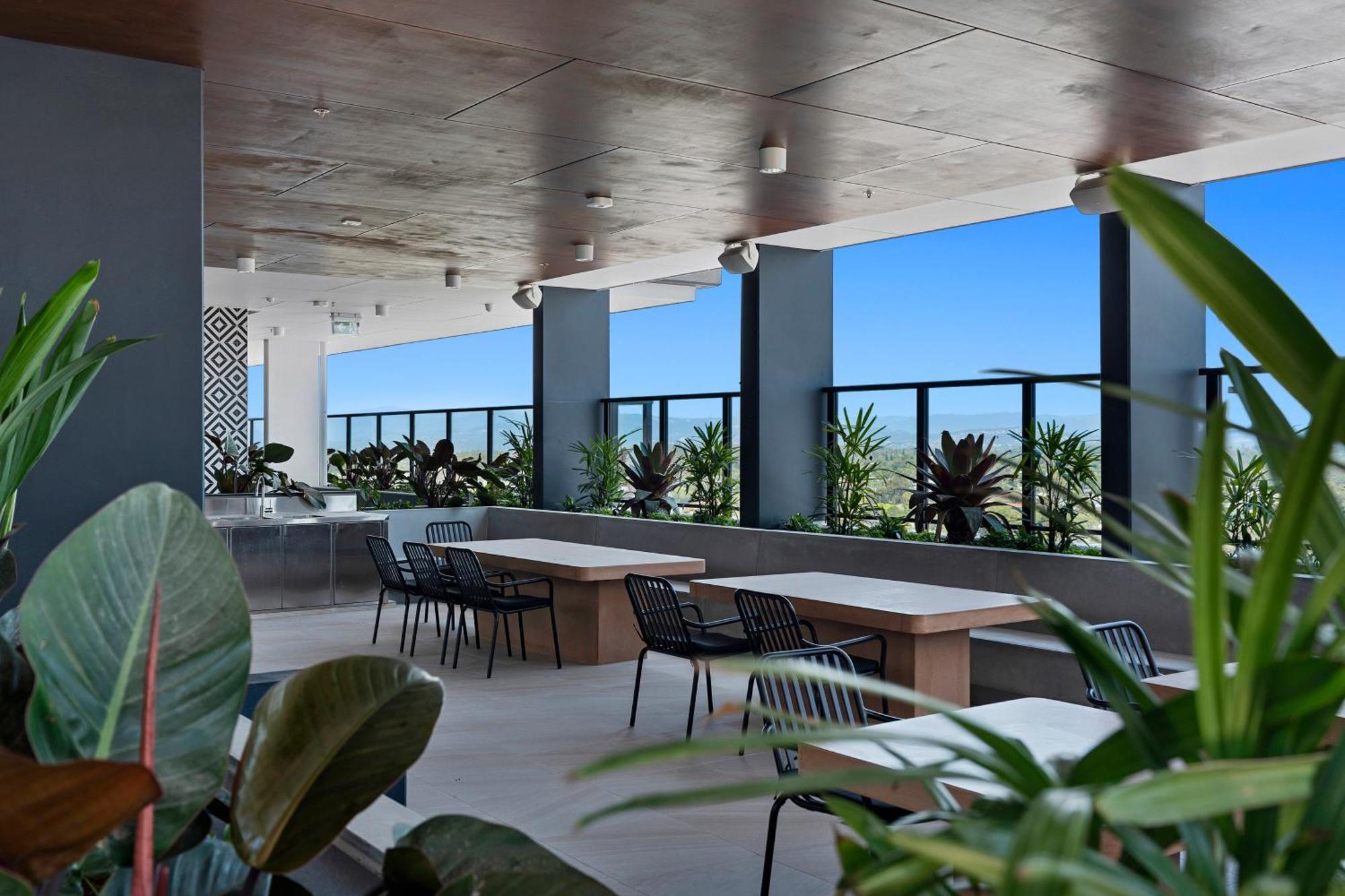 Tryp By Wyndham Southport Gold Coast Hotel Apartments Exterior photo